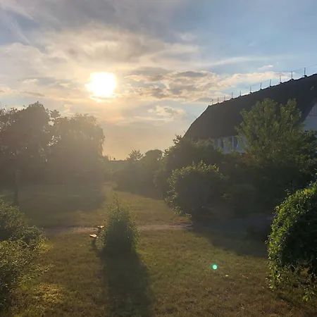 Suederhaus Hiddensee App 6 Апартаменты *